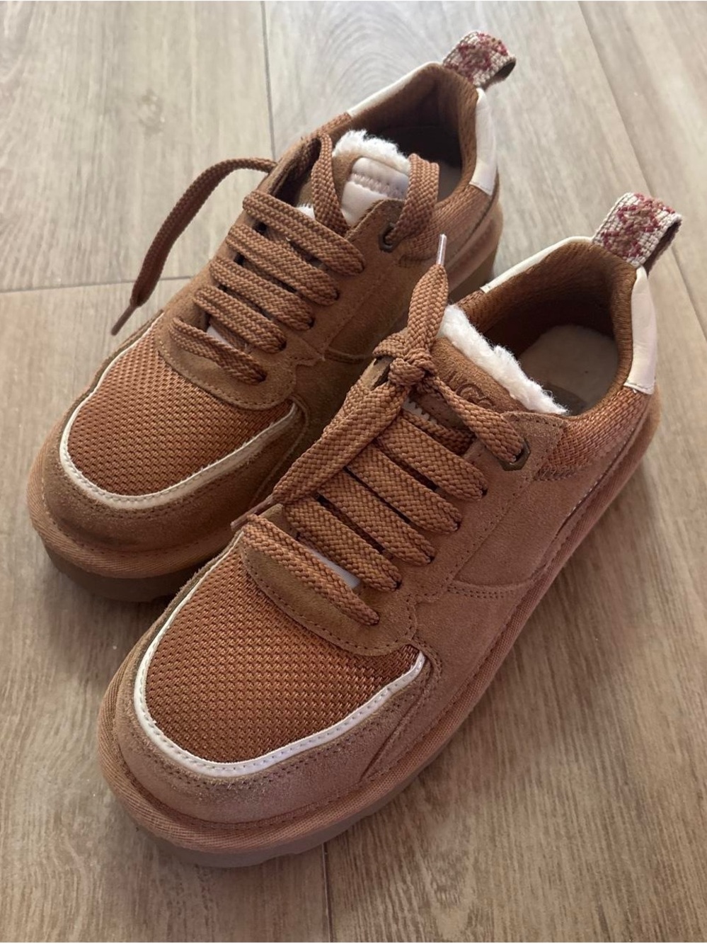 Women’s UGG sneakers